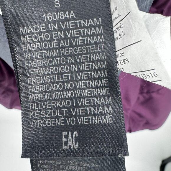 Marmot 700 Down Fill Insulated Parka Coat Hooded Purple Size Small - Picture 13 of 13